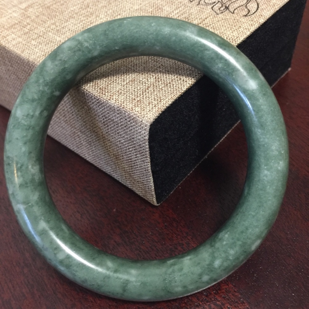 Faux Jade Like Bangle Bracelet 58mm